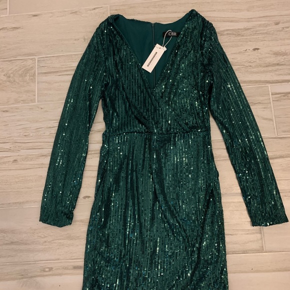 Chic Boutique Rose Sequin Dress NWT - Picture 7 of 8